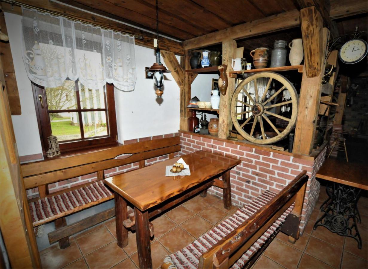 Restauracia Penzion Na Mlyne Stará Turá Exteriér fotografie