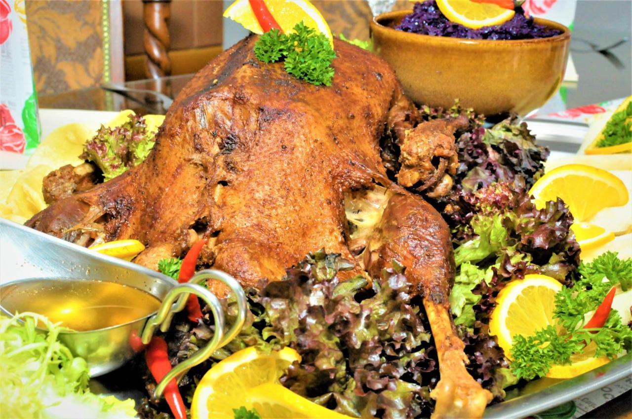 Restauracia Penzion Na Mlyne Stará Turá Exteriér fotografie